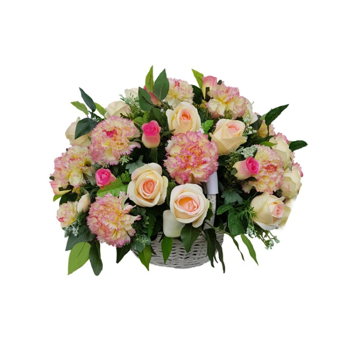 Корзина с искусственными цветами № 21
